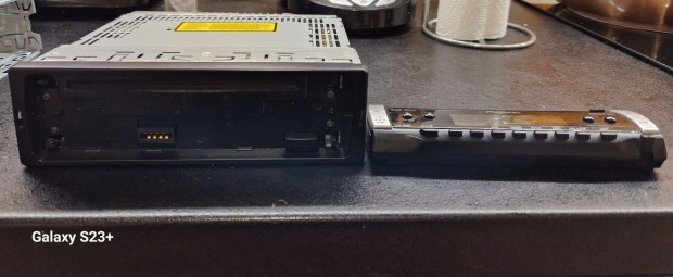 Pioneer CD Rdi Deh-1800R 4x45W hibtlan ISO csatlakoz autrdi