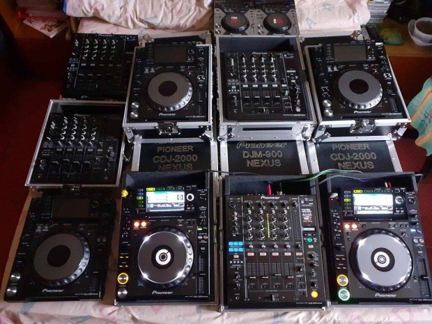 Pioneer Cdj 2000 Nexus, Djm 900 Nexus, Djm 800. + rack