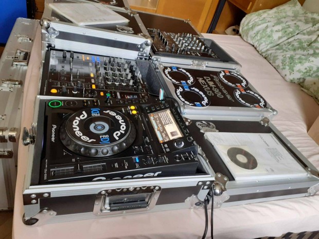 Pioneer Cdj 3000 - 800, Djm 900Nxs - 600 kombi, s egyes rack