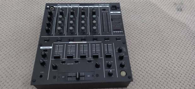 Pioneer DJM-500 kever