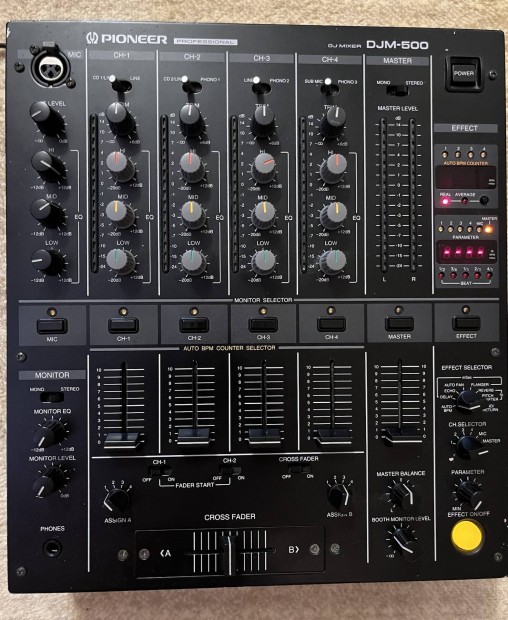 Pioneer DJM 500 mixer gynyr