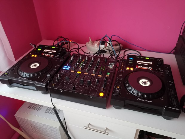 Pioneer DJM-800 s 2db Cdj-900 lemezjtsz szett