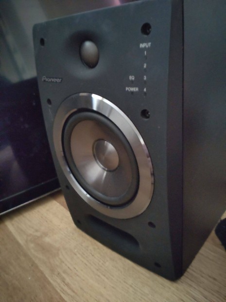Pioneer DJ S DJ05 aktív monitor hangszóró eladó stúdió monitor: aktív