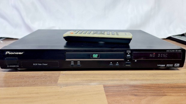 Pioneer DV-454 dvd-CD lejtsz