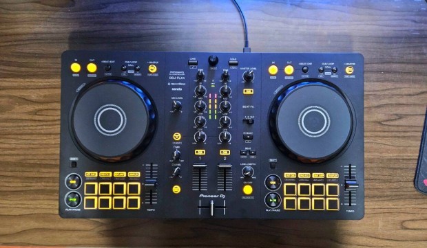 Pioneer Ddj Flx4 DJ kontroller