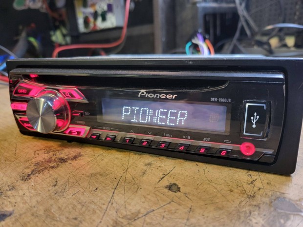 Pioneer Deh-1500UB fejegysg (Usb/aux/cd)