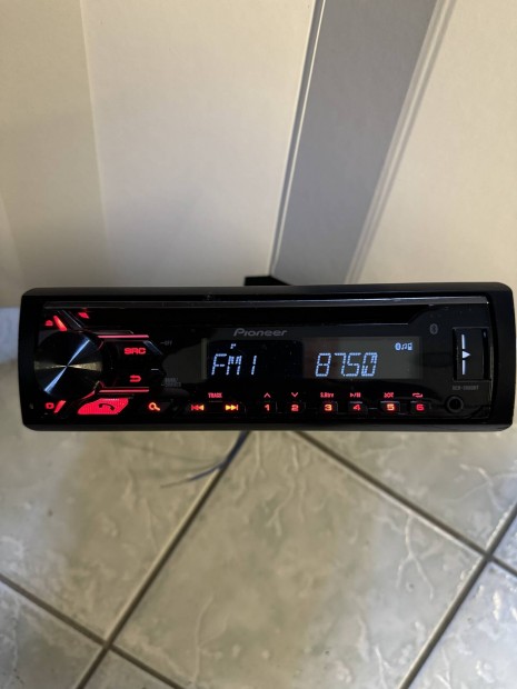 Pioneer Deh-3900bt cd/usb/aux/bluetooth/spotify