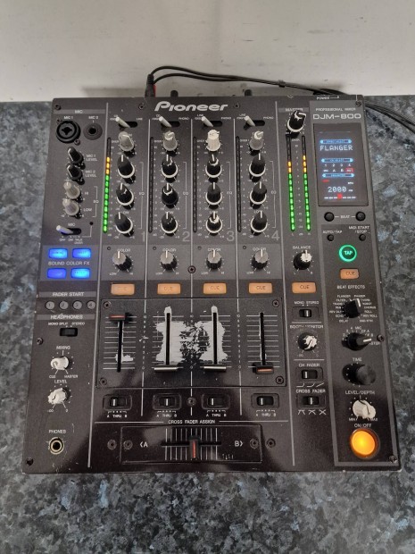 Pioneer Djm-800 kever