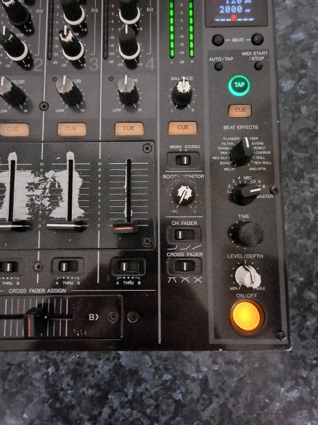 Pioneer Djm-800 kever