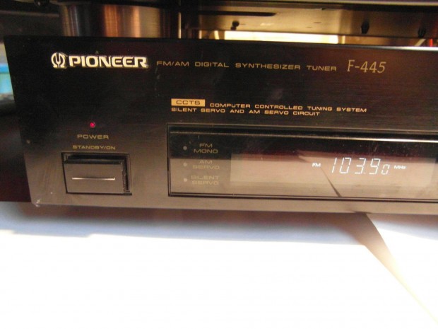 Pioneer F445 rádió/tuner Japán gyártmány