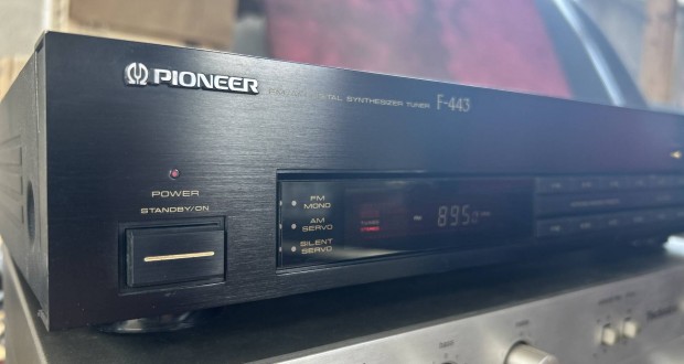 Pioneer F-443 radio Tuner 