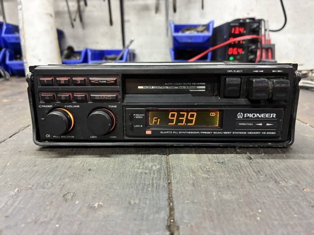 Pioneer KE 2060 Retro autórádió