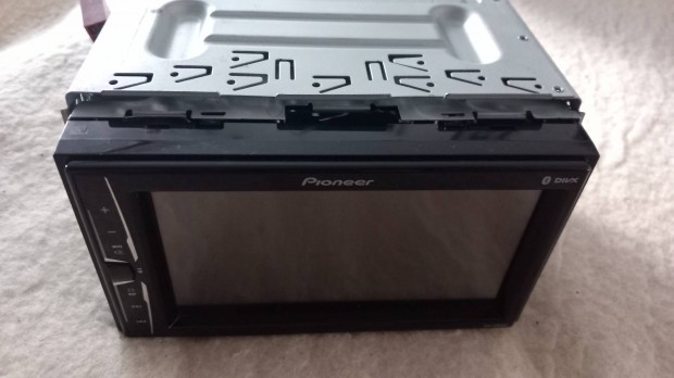 Pioneer MVH-A200VBT fejegysg 