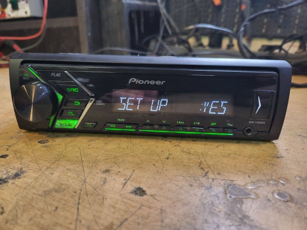 Pioneer MVH-S100UBG fejegysg (Usb/aux)