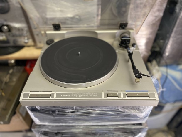 Pioneer PL-750 Belt Drive Direct Drive Lemezjátszó kiváló jó