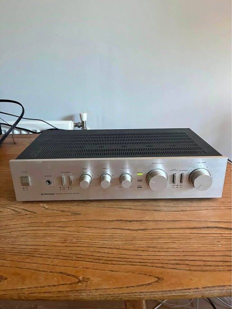 Pioneer SA 420