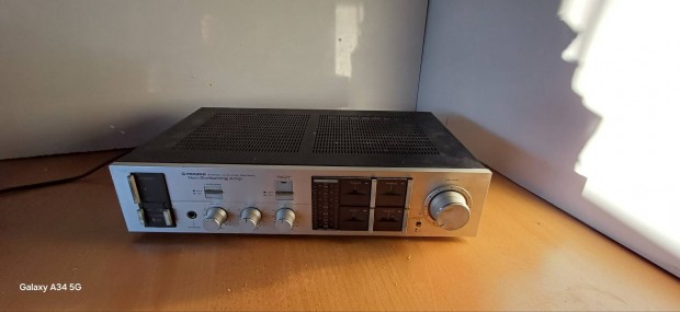 Pioneer SA-940 stereo hibs erst