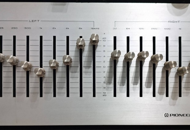 Pioneer SG 9500 equalzer