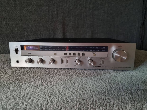 Pioneer SX-600L erst