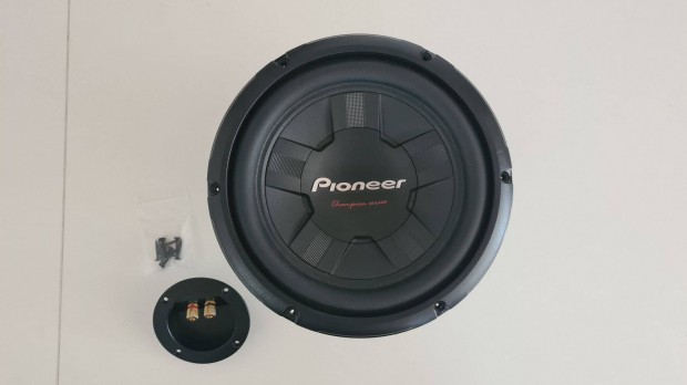 Pioneer TS-W261D4 mélnyomó 1200W 10" dual