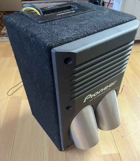 Pioneer TS-WX206A aktív mélynyomóláda