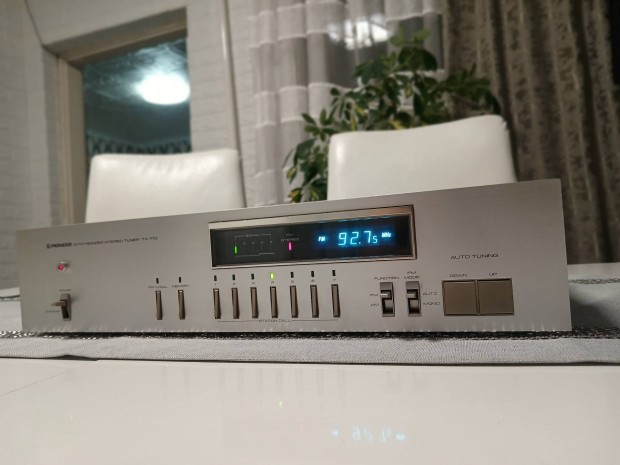 Pioneer TX 710 tuner