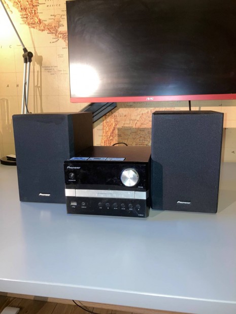 Pioneer X-EM12 micro hifi