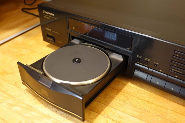 Pioneer cd deck pd s501