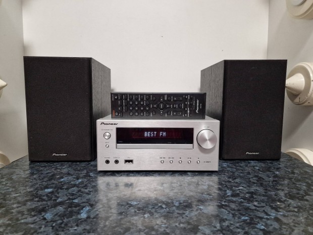 Pioneer mini hifi hangfalaival, távirányítóval