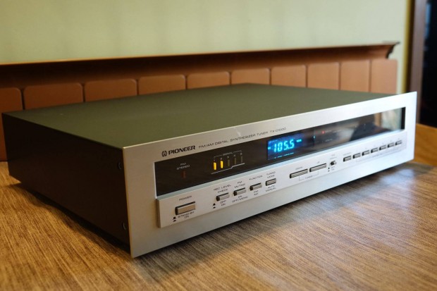 Pioneer tuner tx D1000