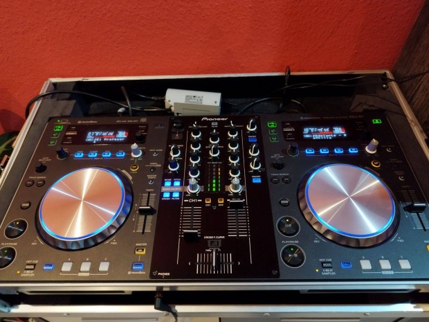 Pioneer xdj r1 + magma case