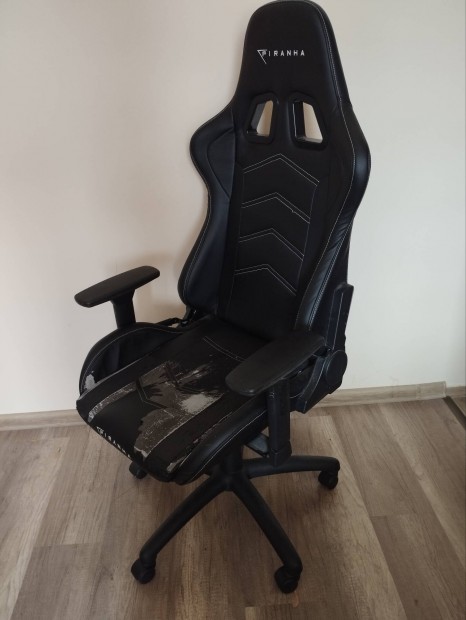 Piranha Gaming chair / Gamer szk / ls