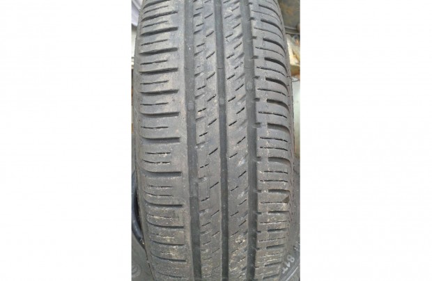 Pirelli165/70 R 14 gumikpeny elad !