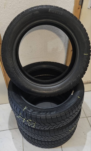 Pirelli 190Snowcontroll 185 55 16 Tligumi sett