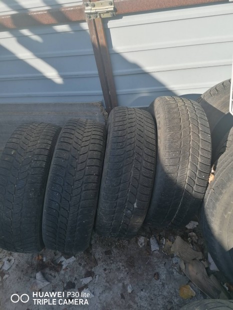Pirelli 195/65 15" teli gumi 