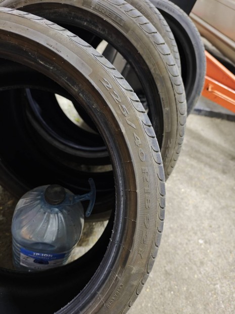 Pirelli 225/40 R18 Nyri