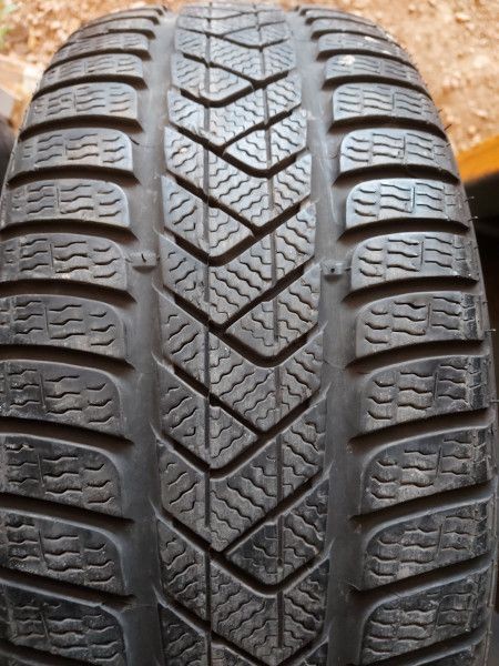 Pirelli 225/45R19 SOTTOZERO3 ROF 5-6mm DOT16 hasznlt gumi HG10060 t