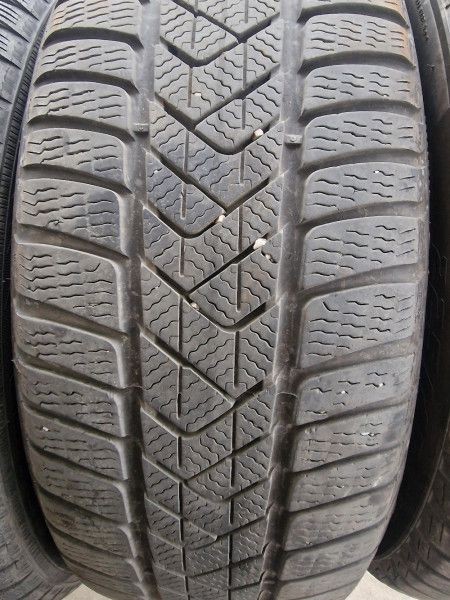 Pirelli 225/45R19 SOTTOZERO3 ROF 5-6mm DOT19 hasznlt gumi HG13601 t