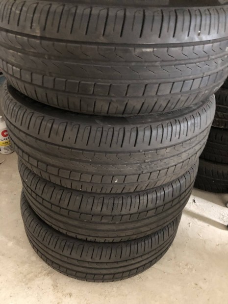 Pirelli 225/55r17 225/55 r17 nyarigumi garnitra 