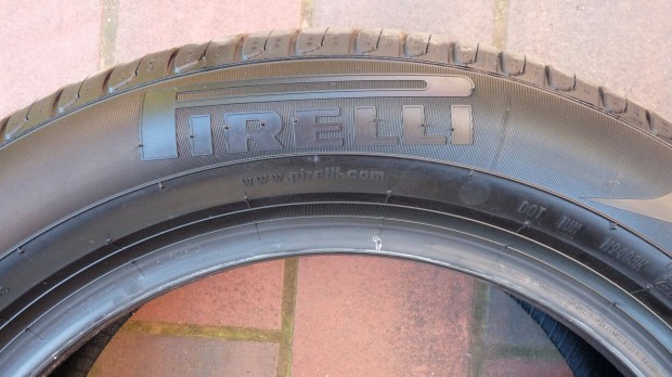 Pirelli 235/55 R18 Nyri gumikpeny DOT2924