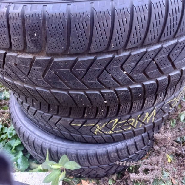 Pirelli 235/60 18as tli gumik eladk