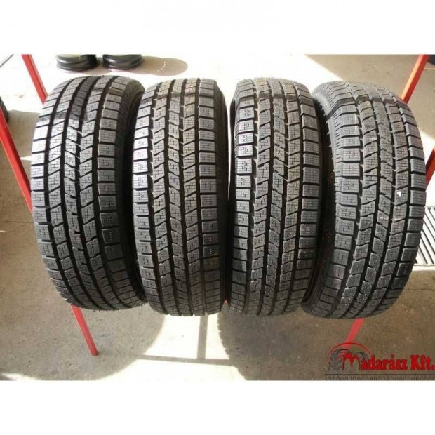 Pirelli 235/65R18 Scorpion tli abroncs H110 DOT 2012