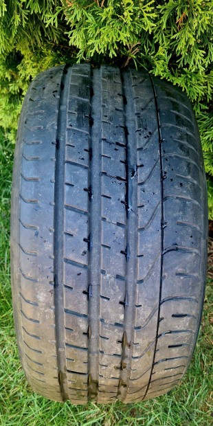 Pirelli 245/35 R19 93y autógumi eladó
