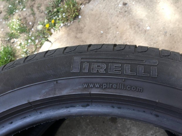 Pirelli 275/40R21