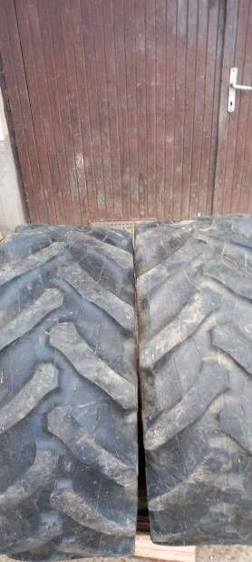 Pirelli 360/70-20traktor gumi