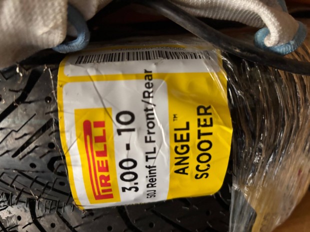 Pirelli 3.00 - 10 50J Reinf TL Front/Rear Angel