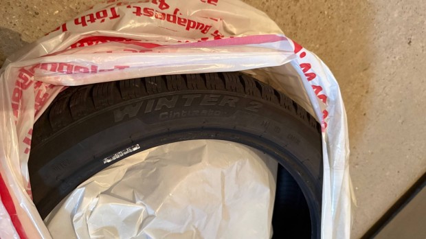 Pirelli Cinturatio Winter 2 205/45 R17 88V M+S 2021-06