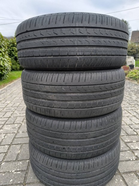 Pirelli Cinturato P7 225/45 R18 Seal Inside ny�ri gumiabroncs