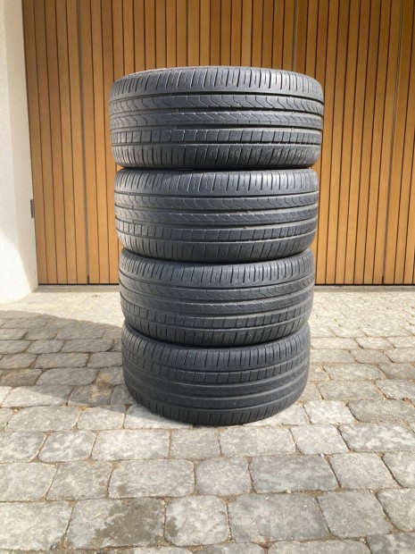 Pirelli Cinturato P7 245/40 R18 97Y 4 db