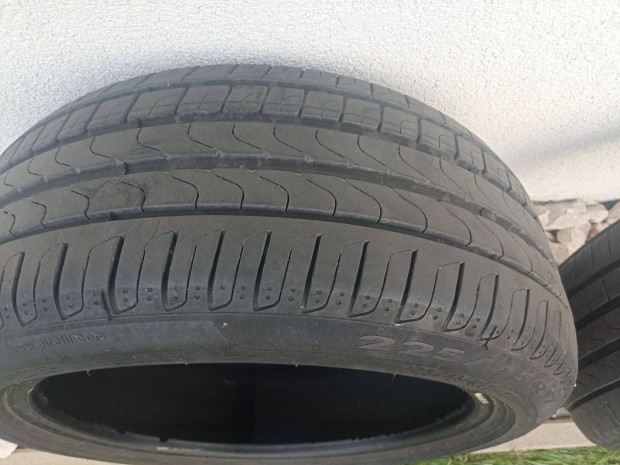 Pirelli Cinturato nyri gumi 225/45/R17